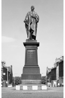 Statue of Wm. Pitt, juction of George Street and Frederick Street from South