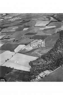 RAF WWII oblique air photograph of Erskine, Shilton Battery,  showing heavy anti-aircraft battery and gun-laying radar mat under construction.
