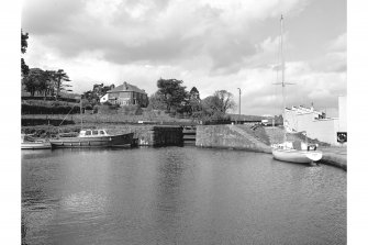 Ardrishaig, Crinan Canal Basin
View across basin to No. 2 Lock, from SSE