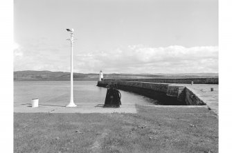 Ardrishaig, Breakwater
View of breakwater and harbour area, from W