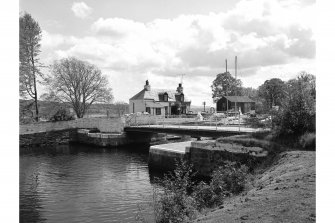 Oakfield Swing Bridge
View from NW, Bridgekeeper's Cottage in background