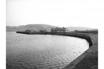 Carloway, Pier
View from NE