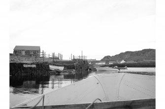 Easdale Harbour
View from ENE showing ENE entrance