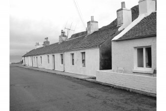 Seil, Ellanbeich, 1-41, Slate Quarry Workers' Dwellings
View from SE showing SSW front of numbers 13-16