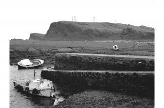 Sein, Cuan, Pier
View from S showing SW front