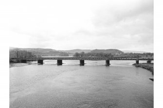 Strath of Orchy, Viaduct
View from NE showing NE front