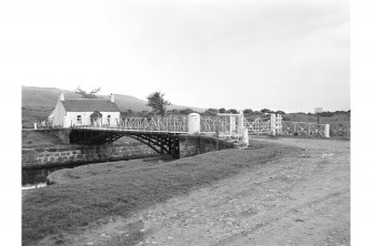 Moy Swing Bridge
View of bridge and keeper's cottage