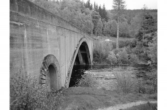 Invergarry Bridge
General View