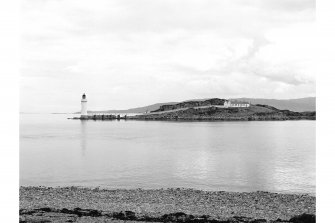 Skye, Eilean Bay, Kyleakin Lighthouse.
General View.