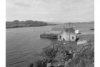 Dunvegan Pier
General View