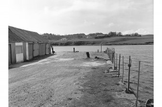 Dunvegan Pier
General View