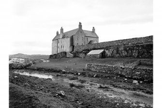 Balnakeil House
View from SW showing Balnakeil House and SSW front of bridge
