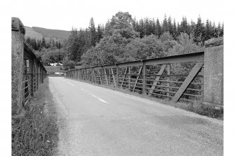 Bridge of Comrie
View looking NNE along deck