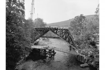 New Bridge of Avon
View showing centring for new bridge