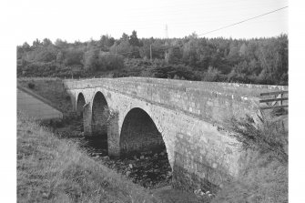 Inveran, Shin Bridge
View from SSE showing SW front