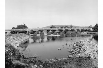 Broomhill Bridge
General view