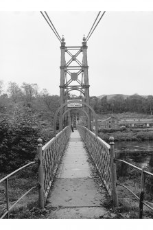 Pitlochry, Suspension Bridge
View looking SSW along deck showing N pylon