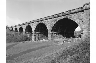 Glasgow, Kelvin Viaduct
View from E showing SSE front