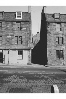 Edinburgh, 41-49 Holyrood Road, Tenement and Shop
View looking NW along alley way between numbers 49 and 53 with brewhouse in background