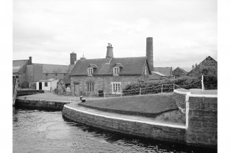 Inverness, Muirtown Locks, Lock-Keeper's Cottages
General View