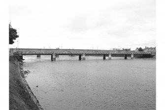 Inverness, Waterloo Bridge
General View