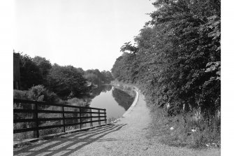 Kirkintilloch, Forth and Clyde Canal
General View