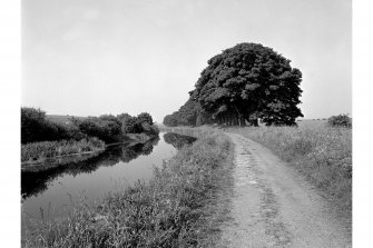 Kirkintilloch, Forth and Clyde Canal
General View