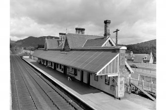 Dunkeld and Birnam Station
View of up platform building
