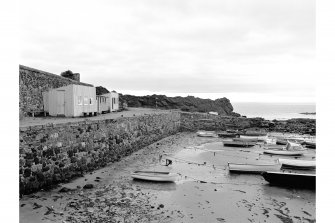 Kinghorn Harbour
General View