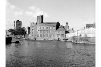 Edinburgh, Quayside Street, Quayside Mills
View from SE showing SSE front