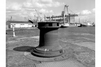 Edinburgh, Leith Docks, Albert Dock, Hydraulic Capstan
View from WSW