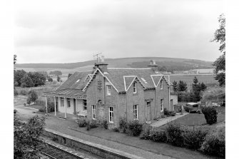 Mulben Station
View from N showing NW and NE fronts of main station building