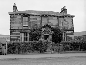 Perth, Edinburgh Road, Bellevue House
View from ESE showing ESE front