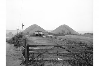 Blairhall Colliery
View showing bings