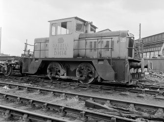 Motherwell, Dalzell Steel Works
View showing Barclay diesel hydraulic locomotive DH14