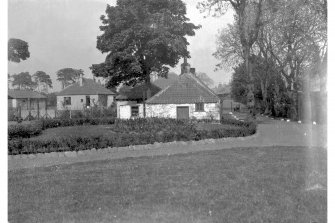 Edinburgh, Juniper Green, General.
View of street and cottages.