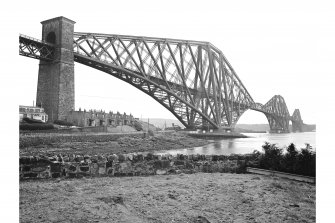 Forth Bridge
View from NW showing WSW front