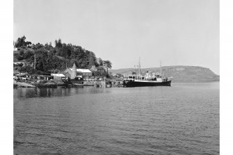 Oban, Commissioners for Northern Lights' Pier
View from ENE showing ship docked at Commissioners for Northern Lights' Pier with slipway in foreground