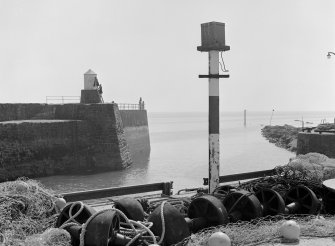 Pittenweem Harbour, Leading Lights
General View