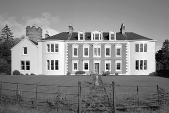 Knockdow House
General view of south elevation