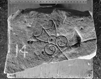 View of symbol stone fragment, no.4.
Digital copy of SU 292.