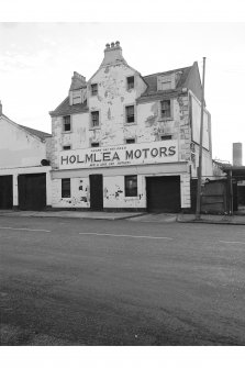 Glasgow, 394 Gallowgate, House
View from NW showing NNW front