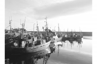 Fraserburgh Harbour
View from SW showing boats in harbour to N of Balaclava Harbour