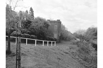 Kirkintilloch, Electricity Substation
View from NNE showing NNE front