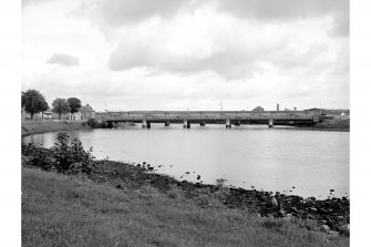 Inverness, Waterloo Bridge
General View