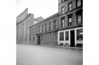 Glasgow, 68-70 Lancefield Quay, Rope Works
View from SSE showing SSW front of rope works with part of 61 Lancefield Quay in foreground and part of engine works in background