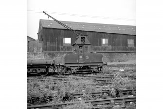 Glasgow, Govan Goods Yard
View showing Fairfield locomotive on tracks