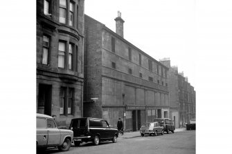 Glasgow, 17-19 Arden Street, Kelvinside Bakery
View from NW