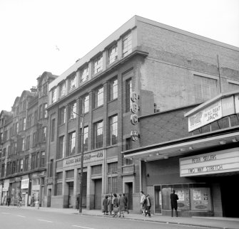 Glasgow, 95 St George's Road, Bakery
View from ENE showing SE front of bakery with part of George Cinema in foreground and numbers 83-89 in background