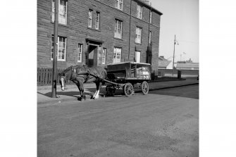 Glasgow, Cuthbertson's Dairies
View of horse-drawn milk cart